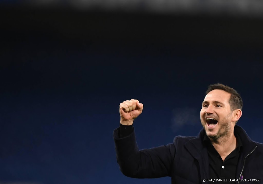 Everton-trainer Lampard lovend over 'intelligente' Van de Beek