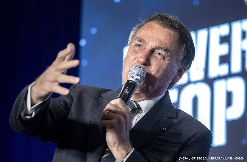 Bolsonaro overweegt terugkeer naar Brazilië  