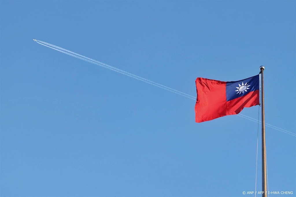 Eerste oorlogsschepen VS in Straat Taiwan sinds inauguratie Trump