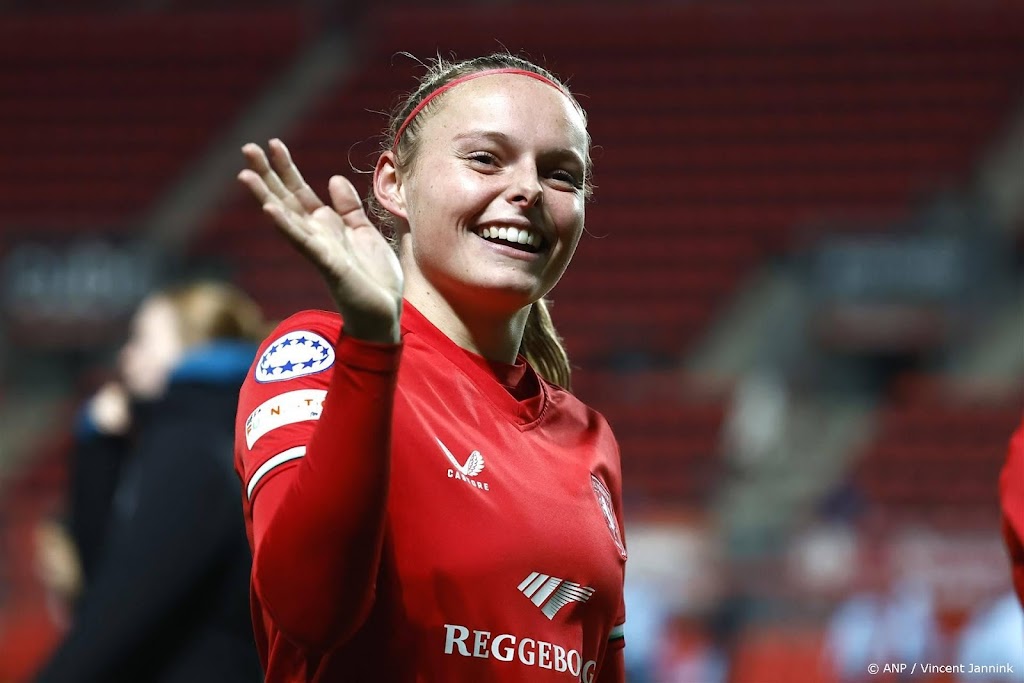 Ravensbergen scoort driemaal voor voetbalsters van FC Twente