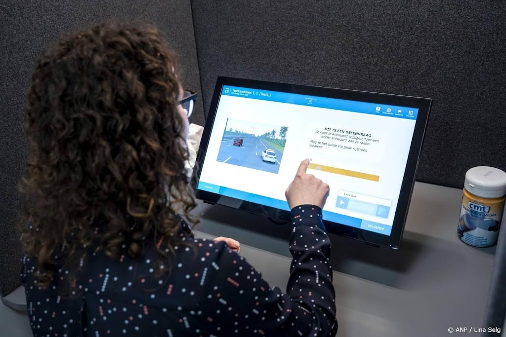 Meer mensen met een rijbewijs en auto in 2026