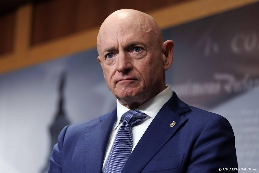 Rechter zet streep door poging VS om Congreslid Kelly te straffen