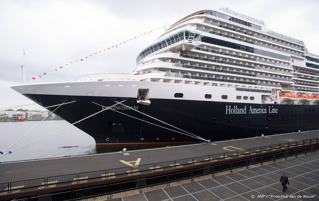 'Schrappen cruises kost Amsterdam duizenden toeristen'