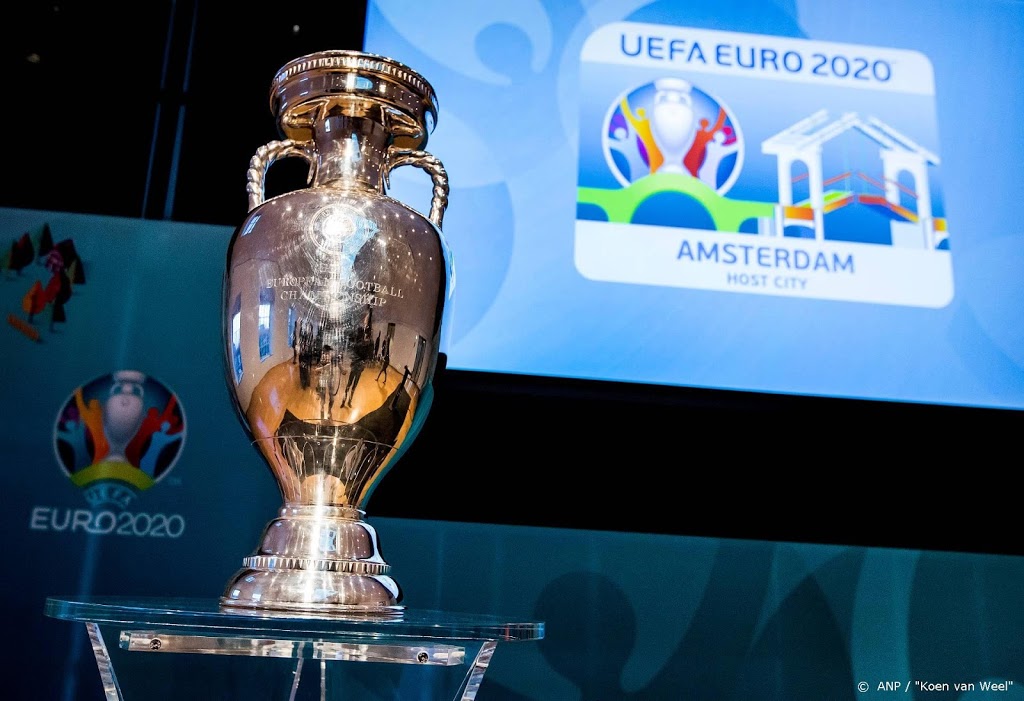 'UEFA verplaatst EK naar de zomer van 2021'