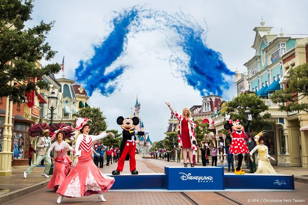 Disneyland Parijs blijft langer dicht