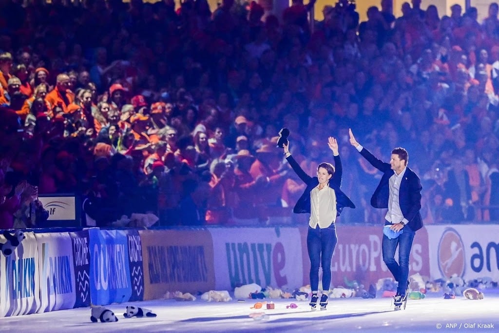 Schaatsers Wüst en Kramer krijgen eigen bocht in Thialf 