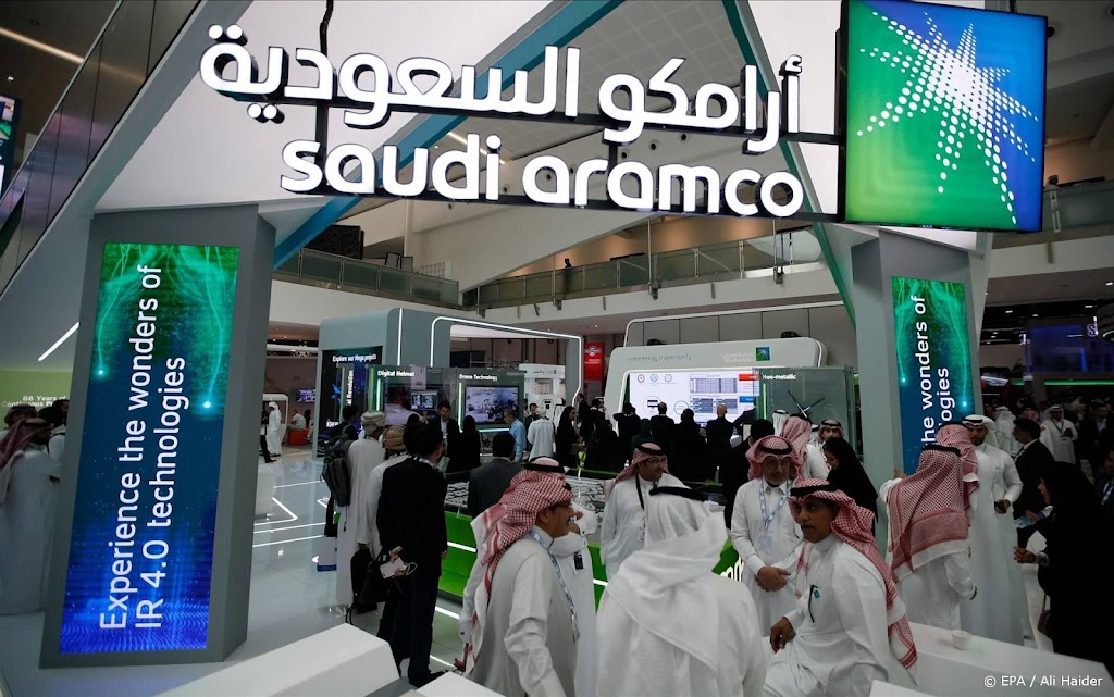 Saudi Aramco haalt helft meer winst door hoge olieprijzen