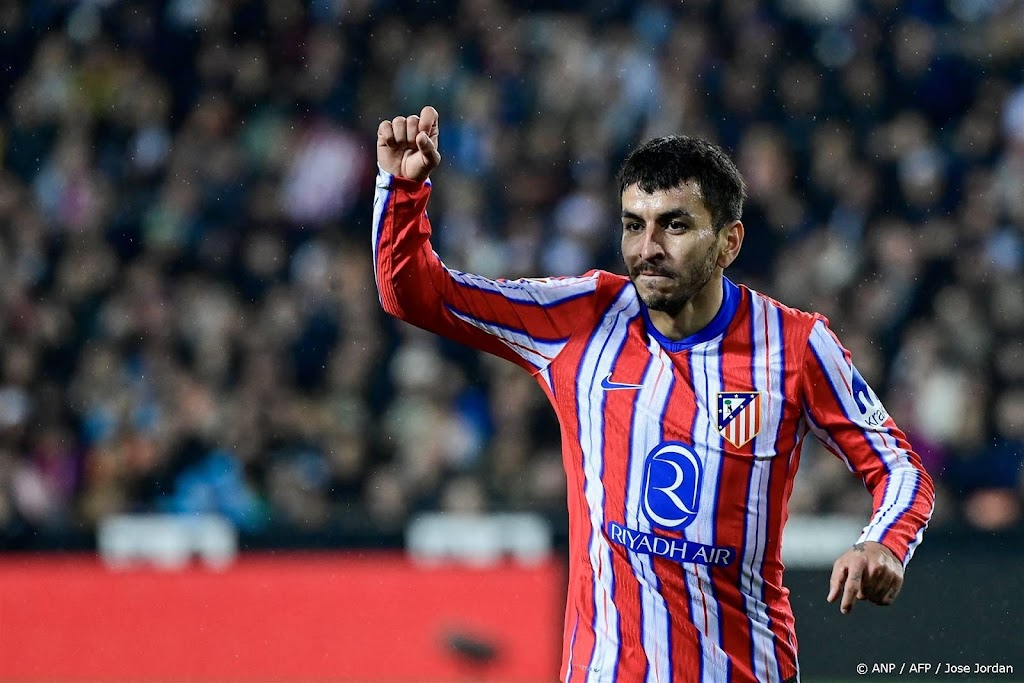 Atlético vijf duels zonder Correa na beledigen scheidsrechter