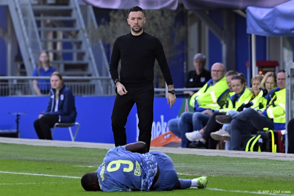 Ajax beslist op laatste moment over Brobbey in Frankfurt