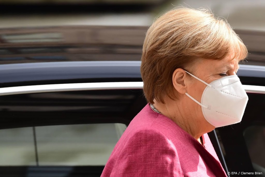 Duitse sport doet beroep op Merkel: buiten geen besmettingen