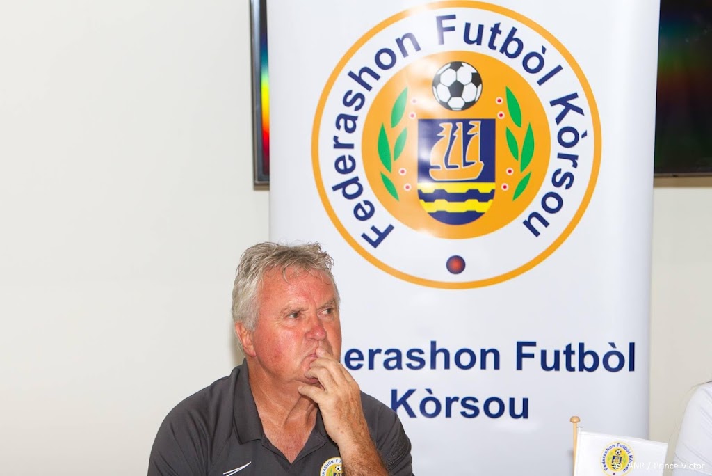 Hiddink mogelijk technisch directeur voetbalbond Curaçao