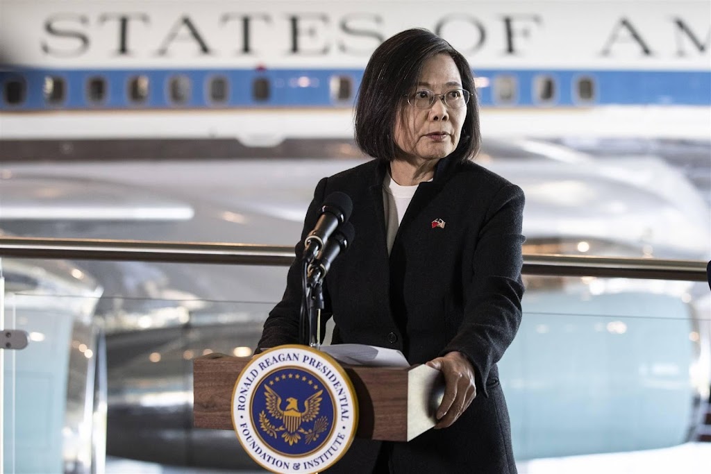 President Taiwan verdedigt door China gehekelde buitenlandreizen