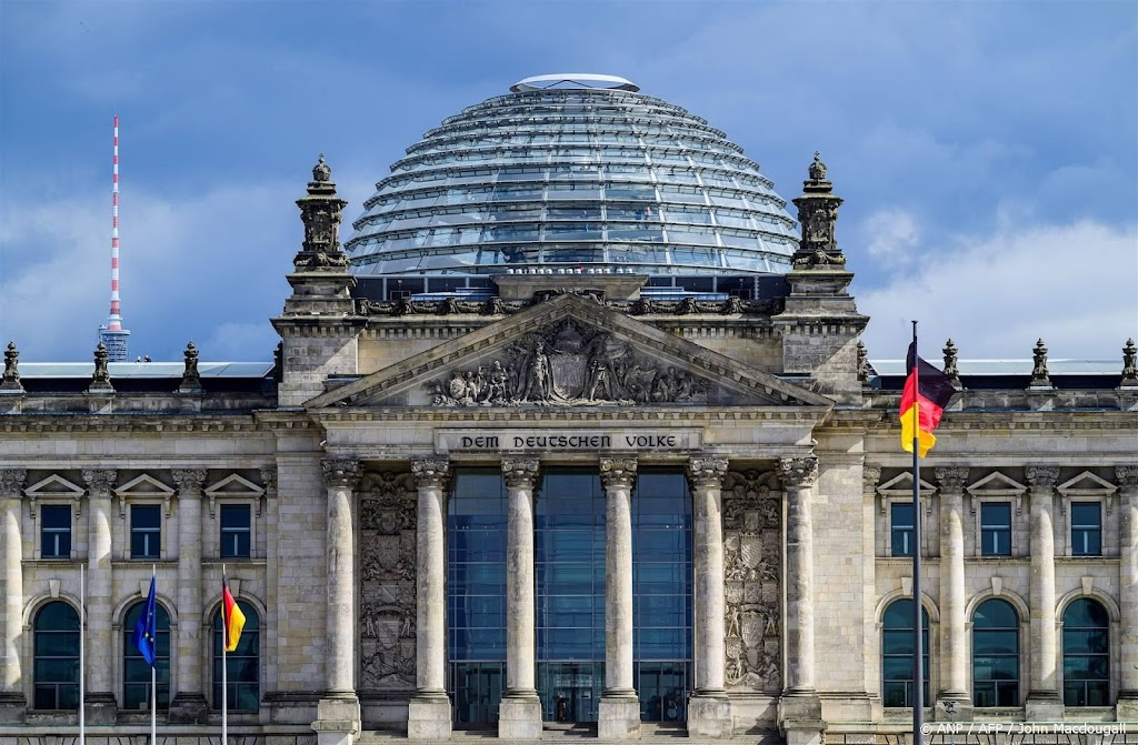 Duitse Bondsdag akkoord met speciale betaalkaart voor migranten