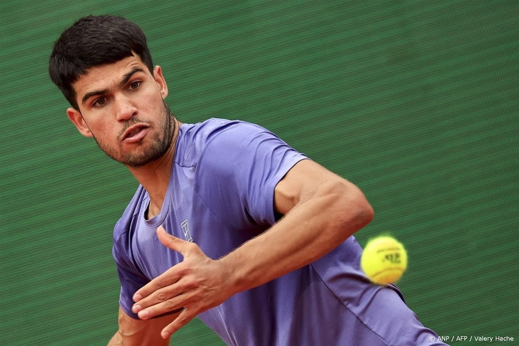 Alcaraz voor het eerst in finale van masterstoernooi Monte Carlo