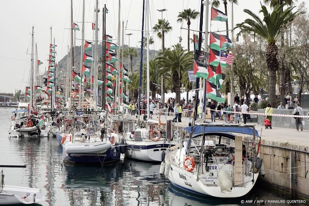 Boten Global Sumud Flotilla met Nederlanders onderweg naar Gaza