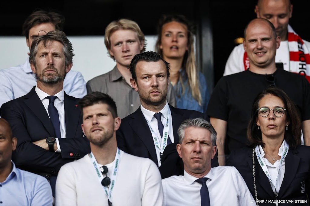 Van der Sar is zeer tevreden over Hamstra en Huntelaar