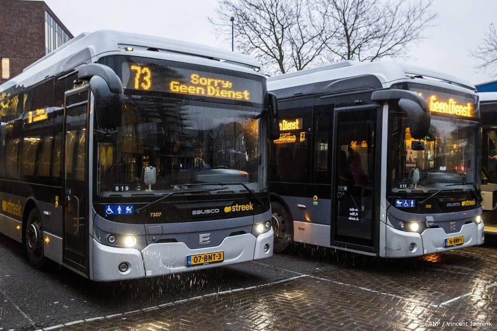 FNV: zaterdag staking streekvervoer Overijssel en Noord-Brabant