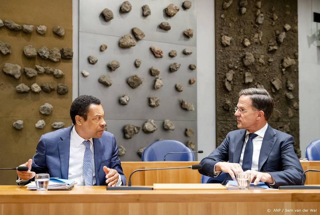 Rutte wil niet meer macht geven aan team uithuisplaatsingen