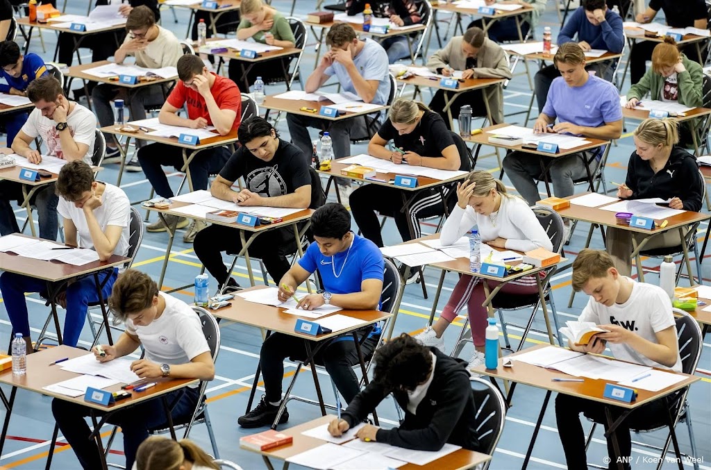 Baas onderwijsinspectie: geen diploma bij onvoldoende Nederlands