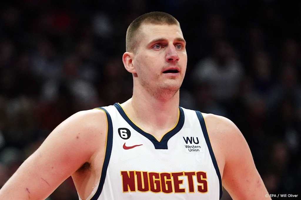 Basketballers Nuggets naar volgende ronde play-offs