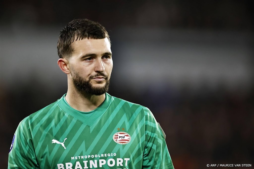 De Jong en Drommel basisspelers bij PSV tegen Fortuna