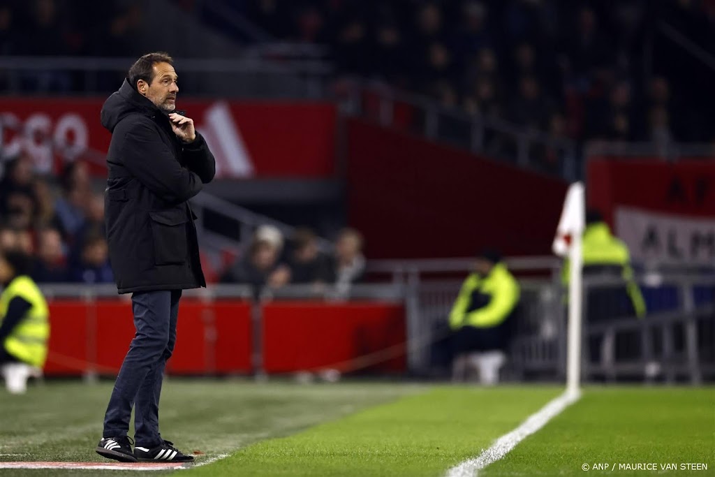 Trainer Van 't Schip toch wel blij met vijfde plaats voor Ajax