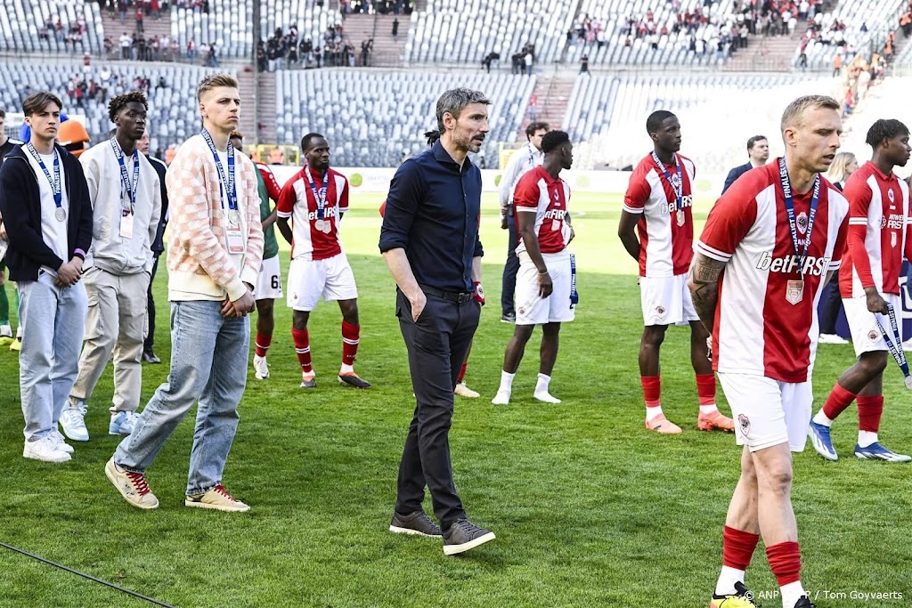 Trainer Van Bommel blijft verliezen met Antwerp