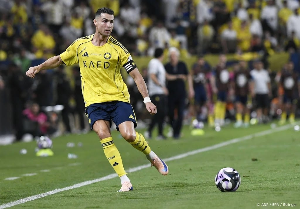 Laat eigen doelpunt voorkomt nog eerste Saudische titel Ronaldo