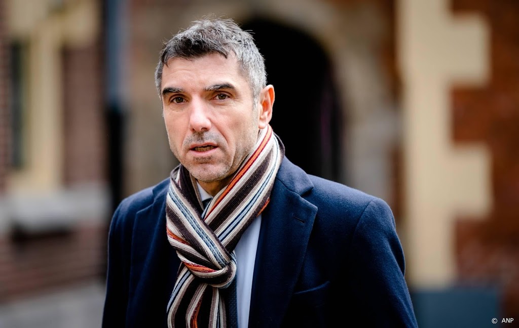 Blokhuis rekent op steun VVD voor lachgasverbod
