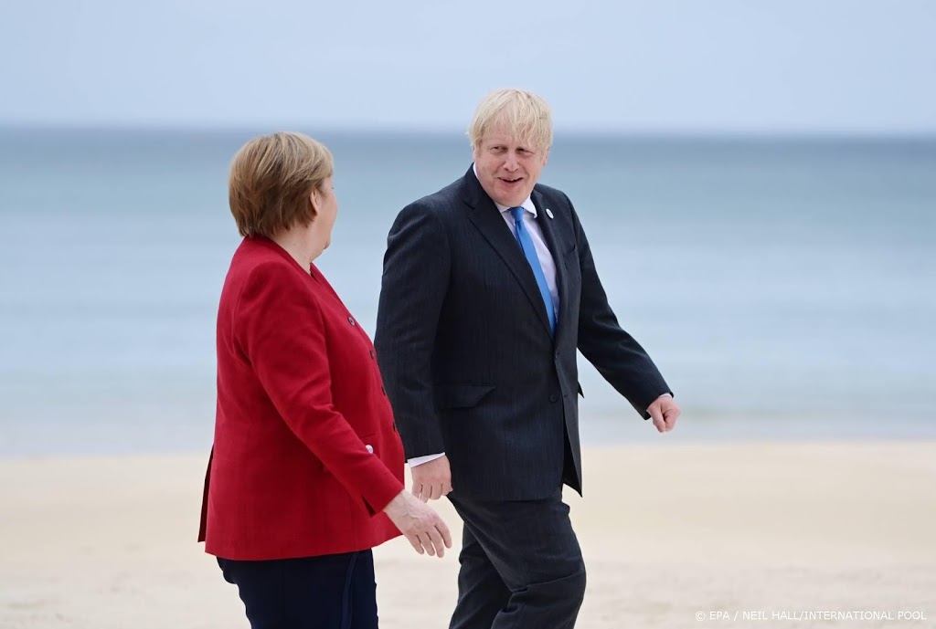 Johnson escaleert conflict Noord-Ierland met dreigement aan EU