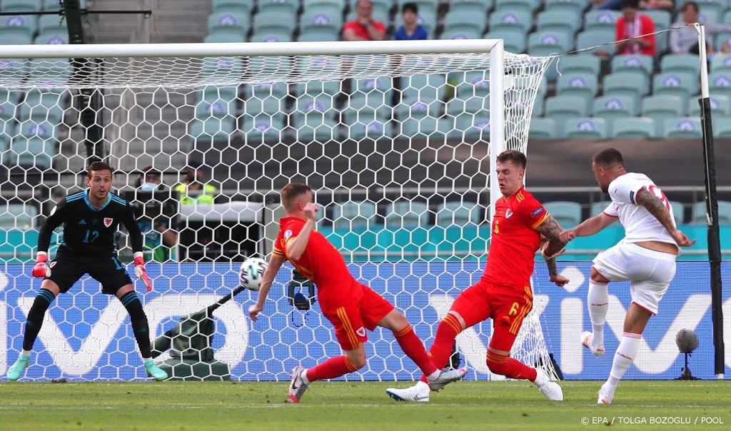 Wales sleept gelijkspel eruit tegen betere Zwitsers: 1-1