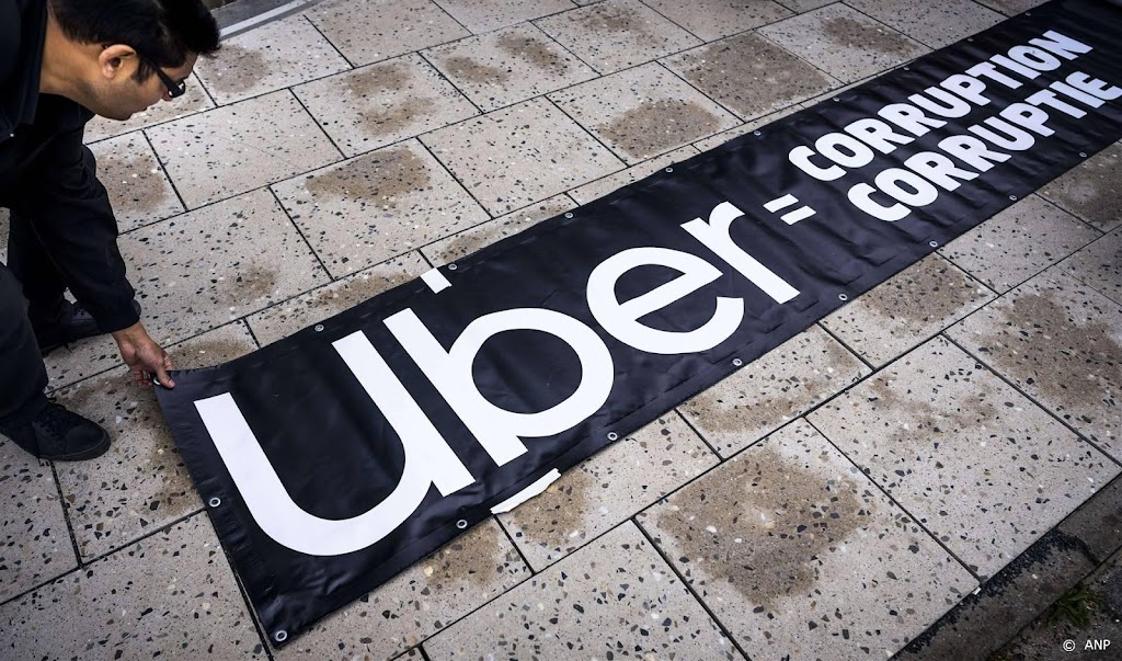 Uber-directeur wil oplossing voor alle chauffeurs, zzp of niet