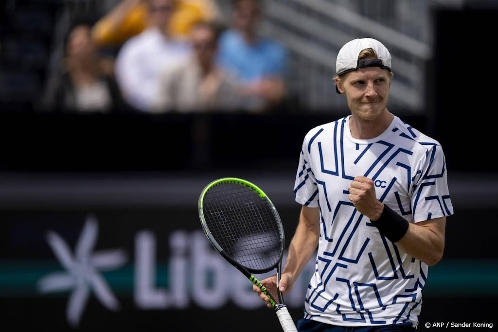 Tennisser Brouwer verrassend door naar kwartfinales in Rosmalen