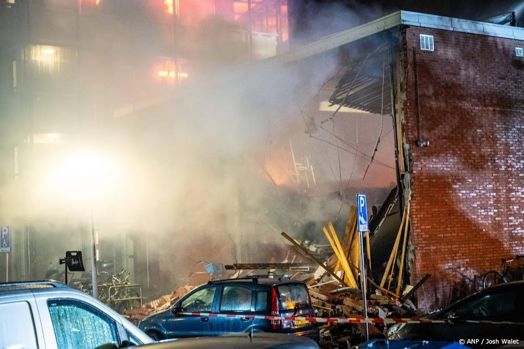 Zeven gewonden door explosie en brand Amsterdam Nieuw-West