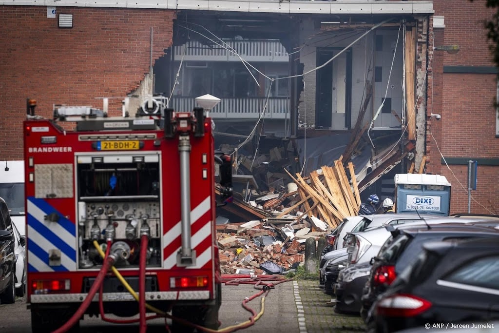 Twee slachtoffers explosie Amsterdam zwaargewond