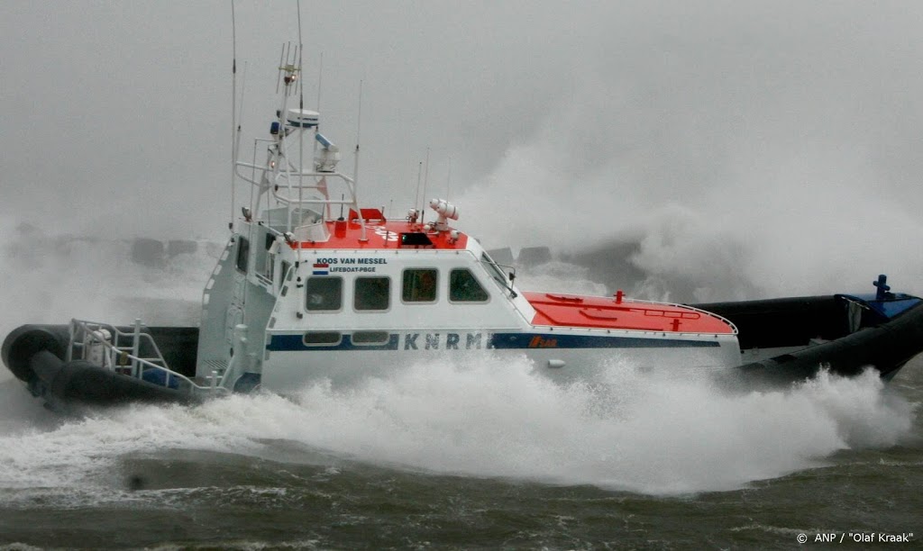 Reddingswerkers geven hoop op levend terugvinden meisje Ameland op