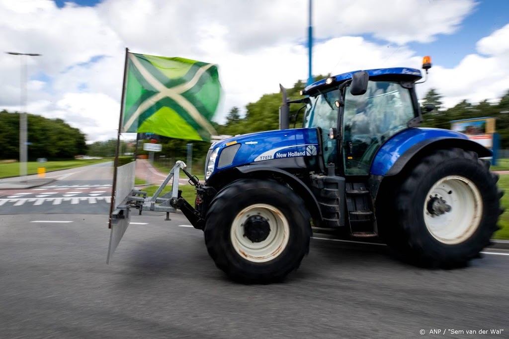 Protesterende boeren aangekomen op Vrijthof
