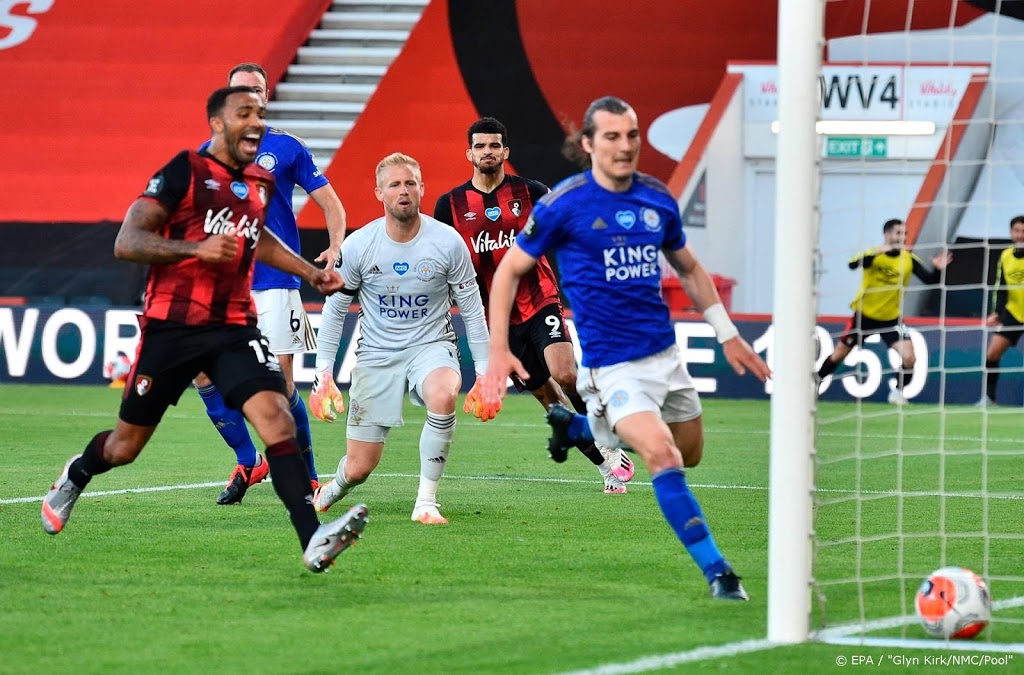 Bournemouth verrast Leicester City en heeft weer hoop