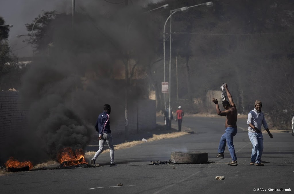 Zuid-Afrika zet leger in vanwege rellen na opsluiting Zuma