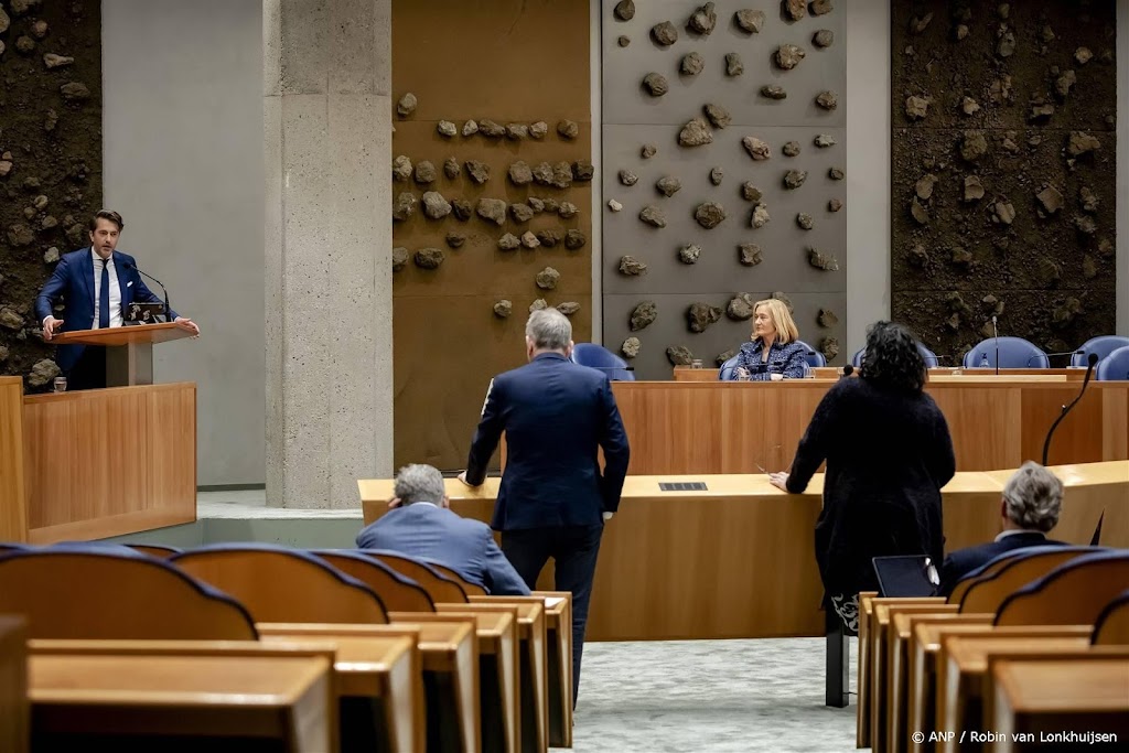 Honderden VVD'ers tekenen brief aan bestuur met zorgen om coalitie