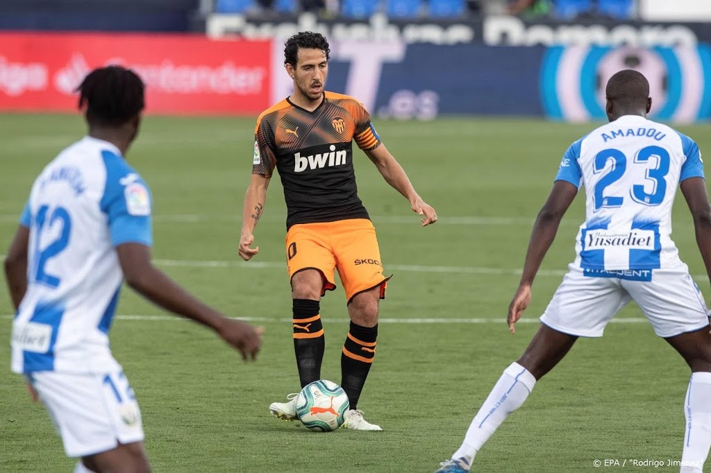 Coquelin en Parejo van Valencia naar Villarreal  