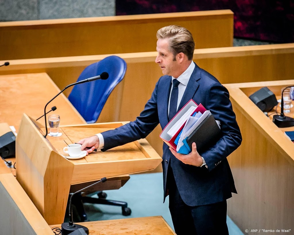 De Jonge: opschaling voor contactonderzoek moet sneller