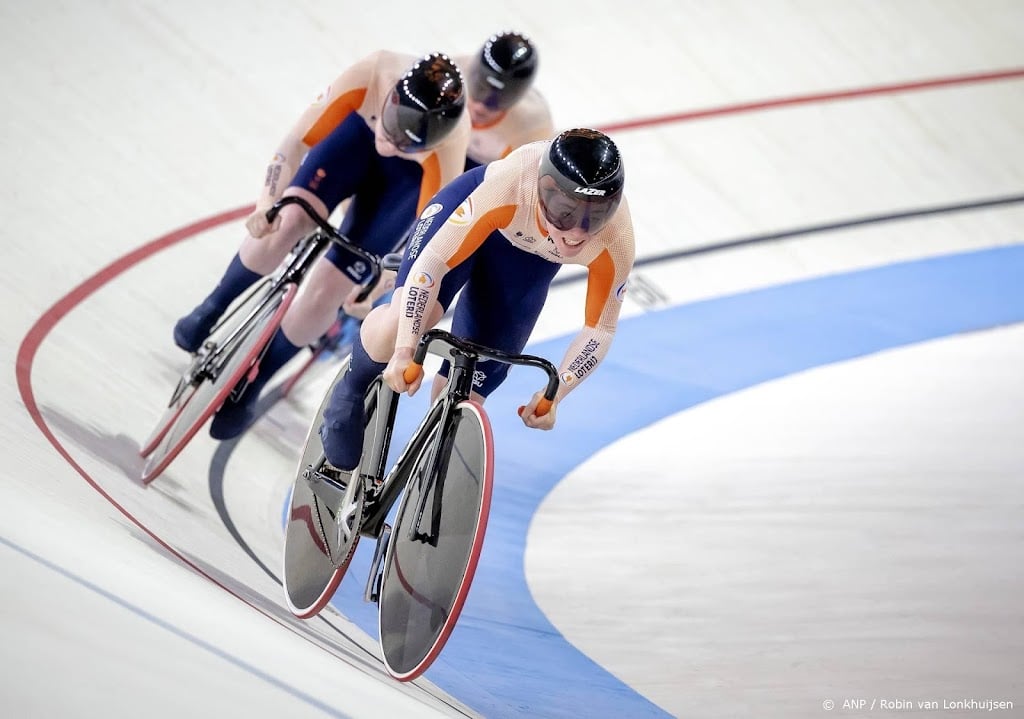 Baanrensters veroveren EK-zilver op de teamsprint