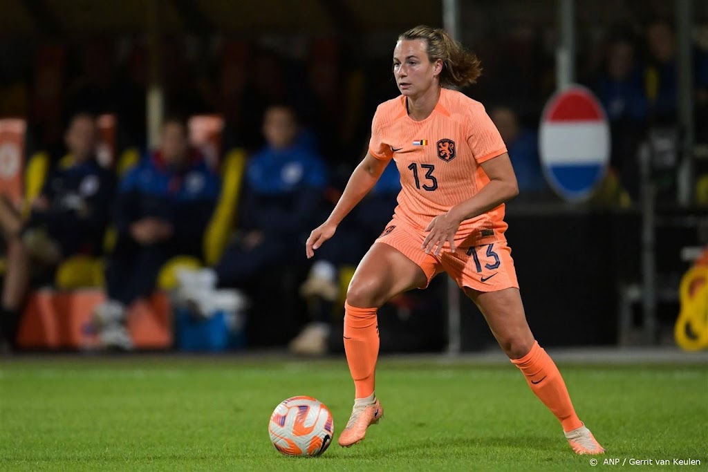 Door 'waanzinnige' ontwikkeling vrouwenvoetbal dromen meisjes nu