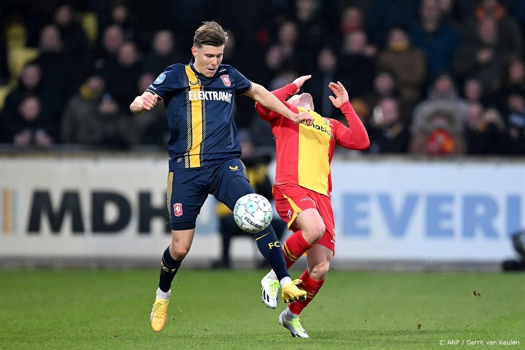 FC Twente laat Sampsted naar Birmingham City vertrekken  