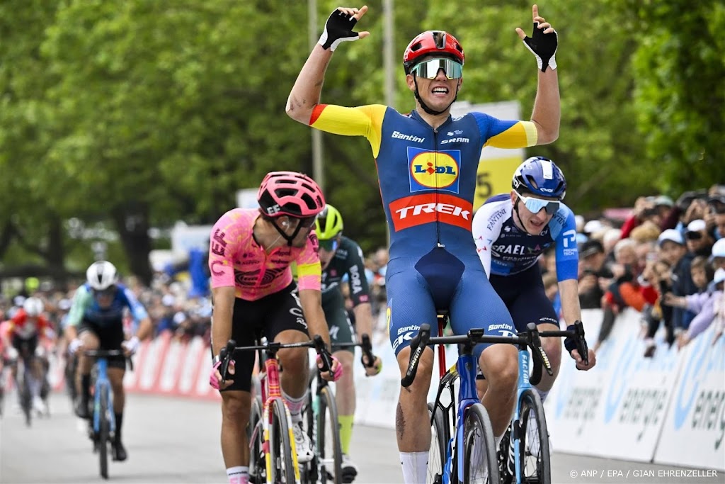 Belg Nys troeft Kelderman af in eerste etappe Ronde van Polen