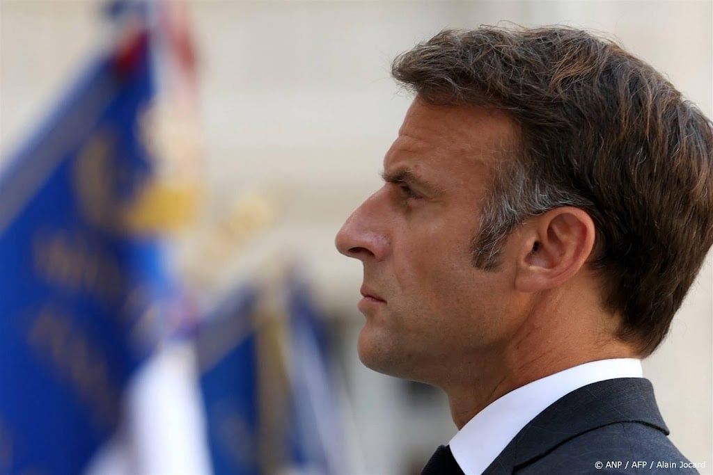 Franse socialisten willen dat Macron nieuwe premier benoemt