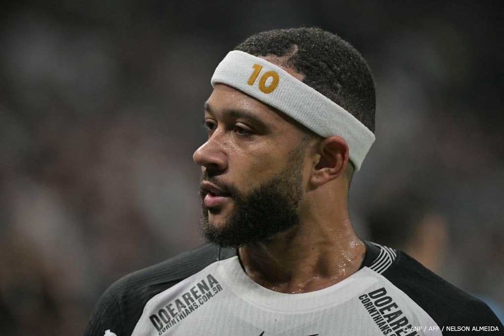 Depay: Corinthians schendt afspraak door niet te verlengen