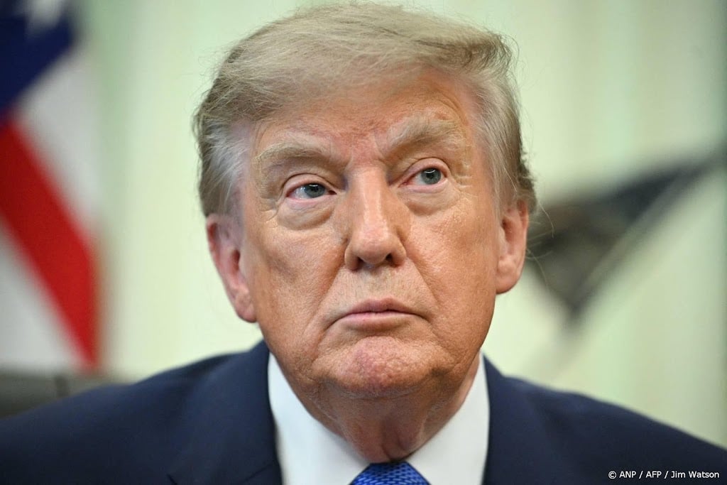 Trump aangeklaagd om betaalde snellere socialemediaberichten