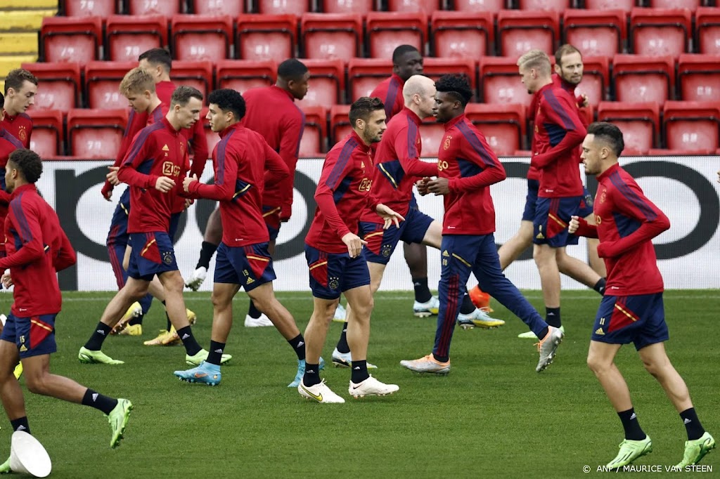 Tadic kijkt uit naar kraker met Liverpool in 'geweldige ambiance'